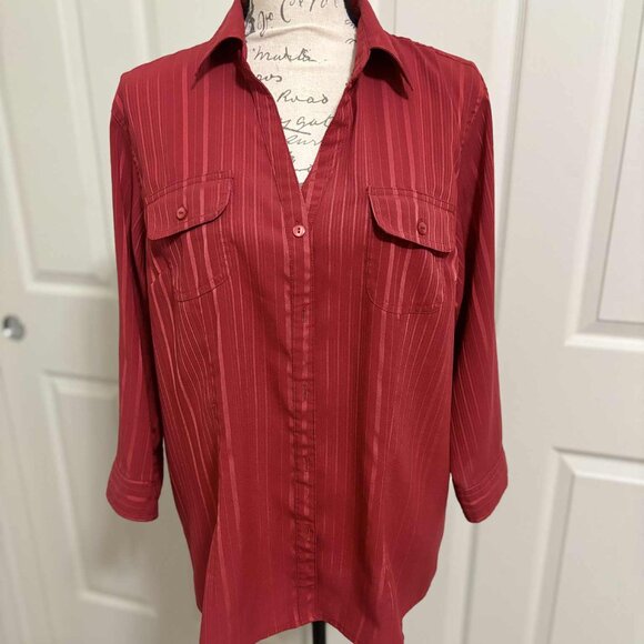 Women's Like New Red Button-Down Blouse with Stripes & QTR-Sleeved with Pockets - Picture 1 of 4
